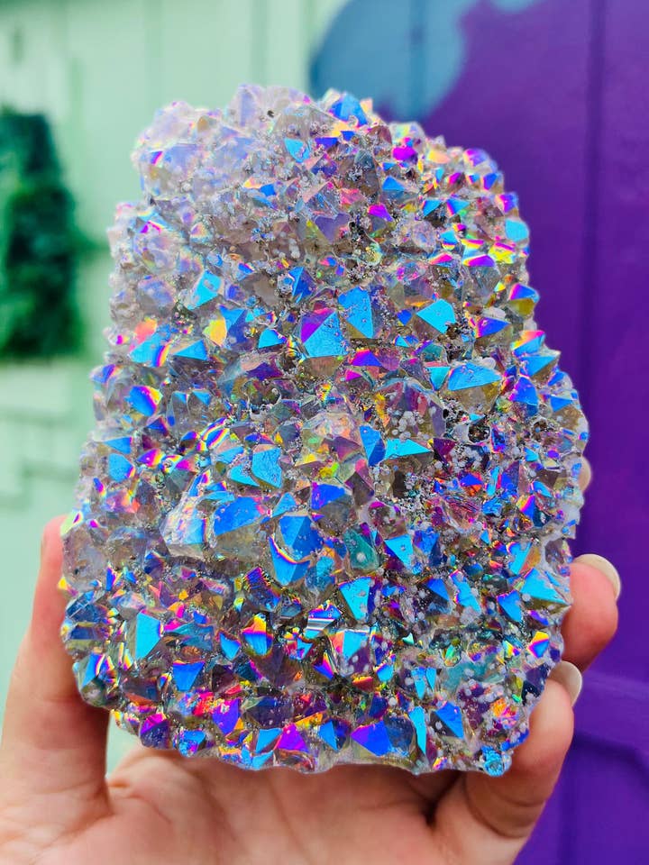 L'amas Moonbeam Aura Amethyst n° 1 est super scintillant ! pour la vente par Aurafy