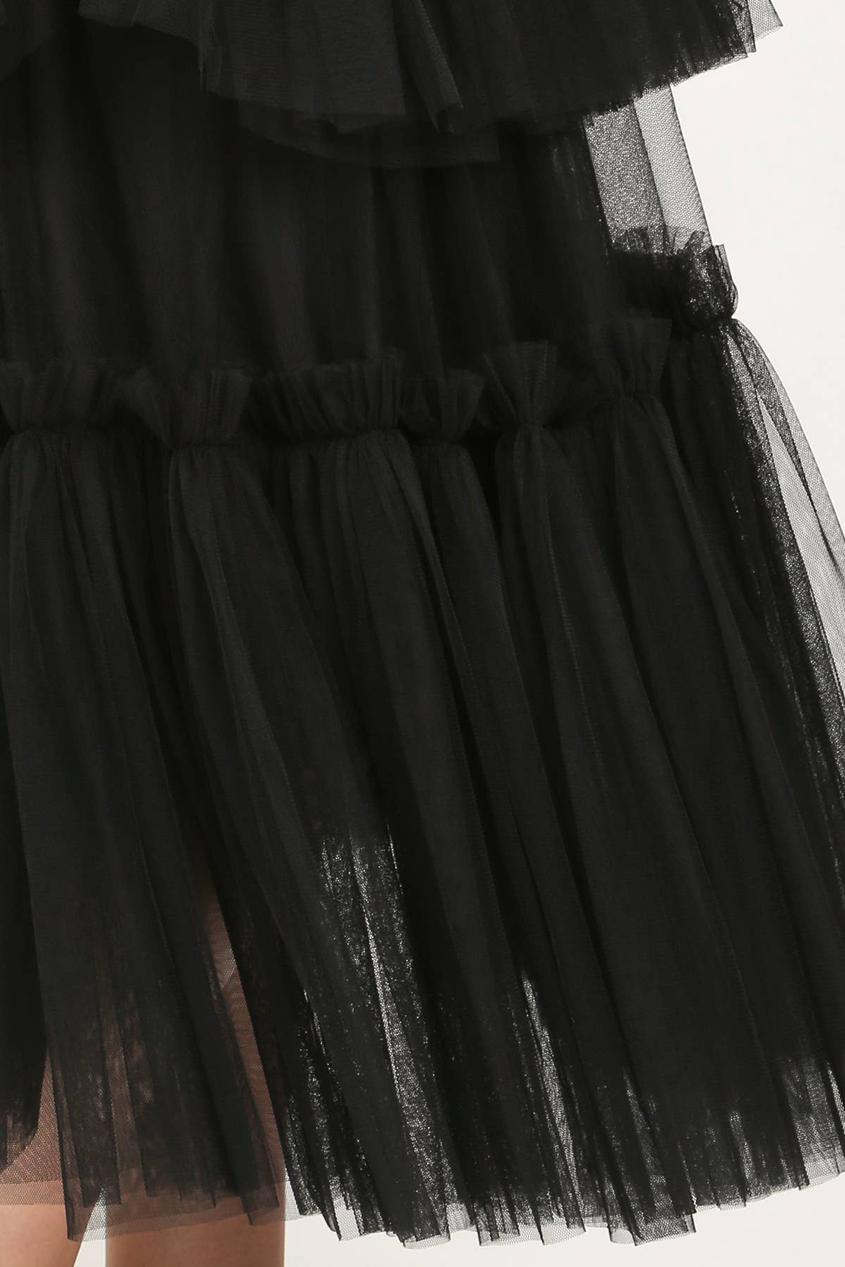 Svart Midi kjol med volanger i mesh PC5129 för wholesale på Faire5