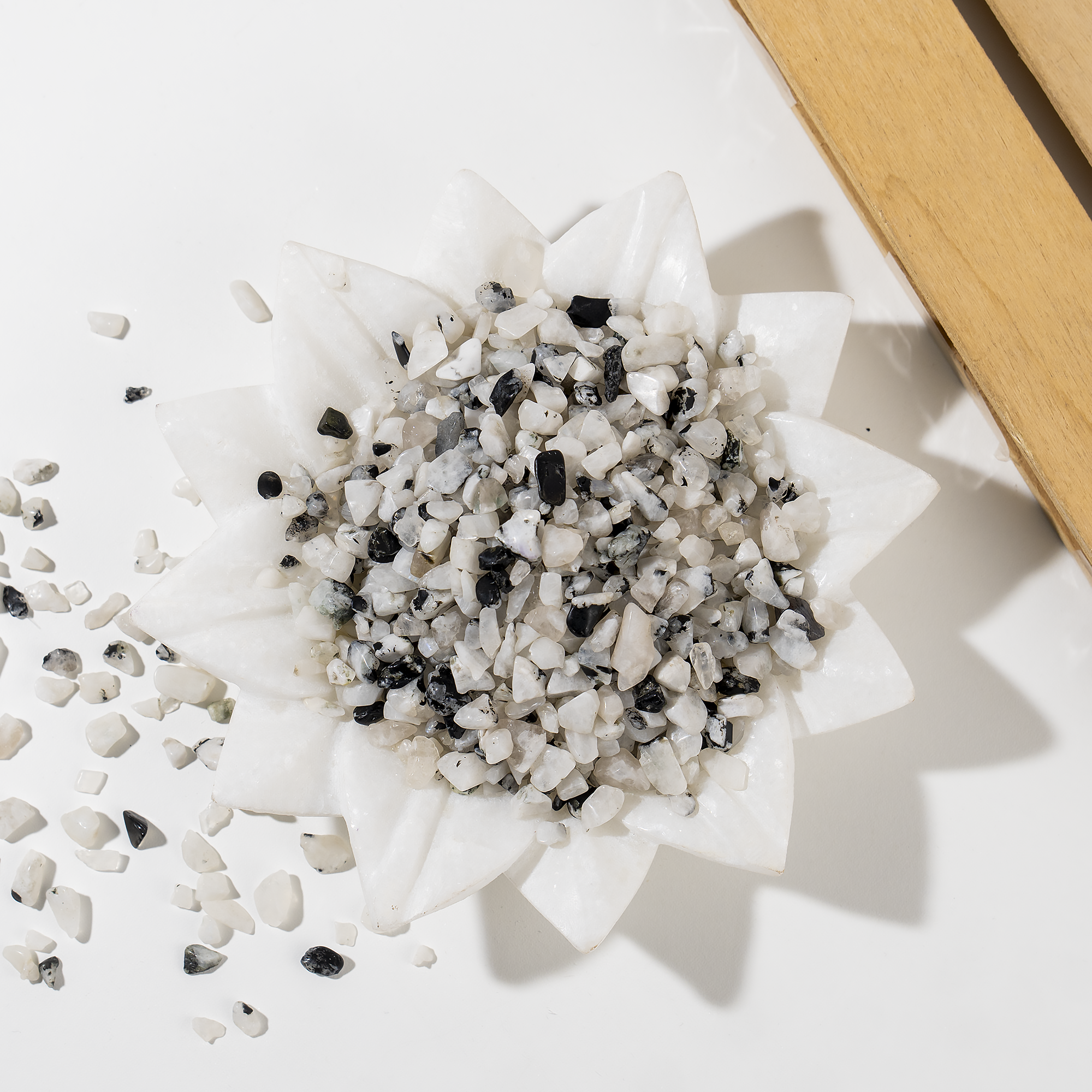 Soothing Crystals - Wholesale Spiritual Stone/Crystal - 100g Healing Gemstone Chips | Rainbow Moonstone | Raw Chips4