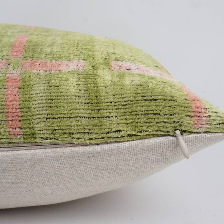 MD Home - Wholesale Throw Pillow Cover - GREEN/PINK- IKAT SILK/VELVET PILLOWCASE 20"x20"3