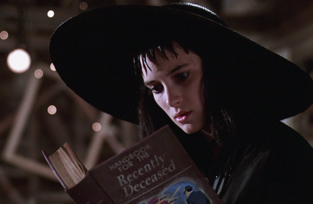 Novel Book Store – Carteira - Unissexo por atacado – Carteira em forma de livro 'The Handbook For the Recently Deceased', Beetlejuice 19883