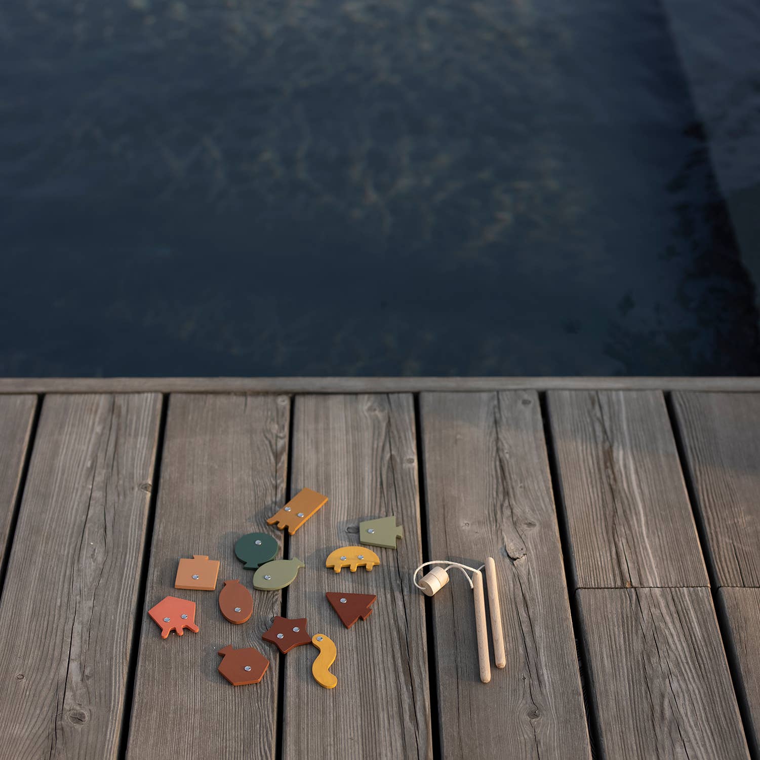 Babai – Großhandel Holzspielzeug – Kinder – Angelspiel auf den Magneten. Lustige Geometrie und Farben1