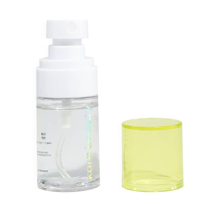 ESSENTIALS Travel Size Long-Lasting Setting Spray for wholesale by Kara Beauty