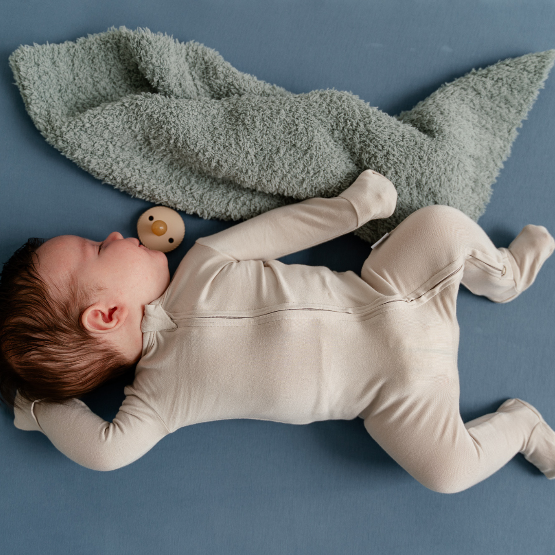 Pip + Phee - Wholesale Security/Cuddle Blanket - Baby - Plush Loveys | 15" x 20"7