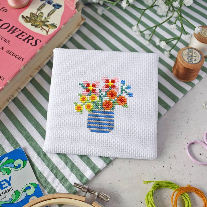 'Wildflowers' Mini Cross Stitch Kit for wholesale by The Make Arcade