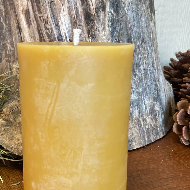 Pilier en cire d'abeille 5x3 pouces pour la vente par Live Light Beeswax Candles