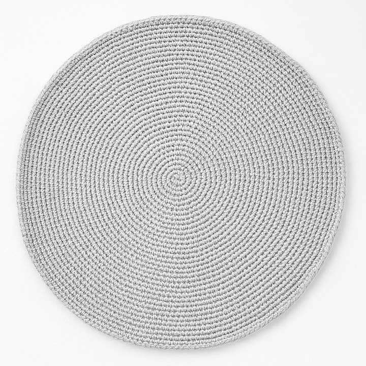 Fennco Styles - Wholesale Placemat - Silver Woven Round 14" Round Placemat1