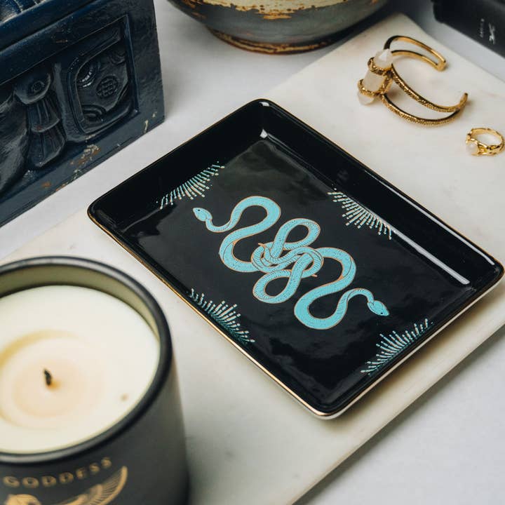 Spitfire Girl - Wholesale Decorative Tray - Golden Age Serpent Ceramic Tray1