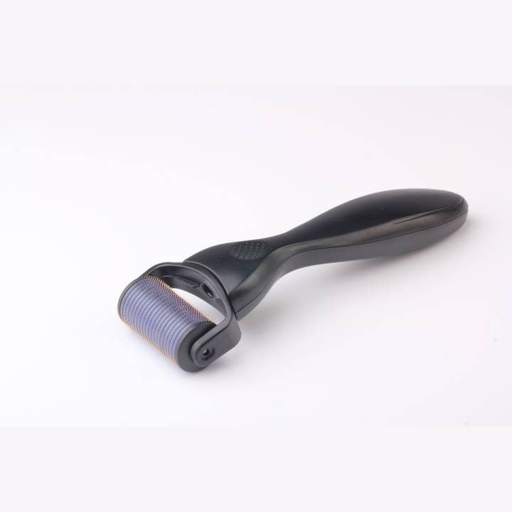 Lure Essentials – wholesale Face/beauty roller – 1.5 mm Dermaroller Micro Needle Roller Body