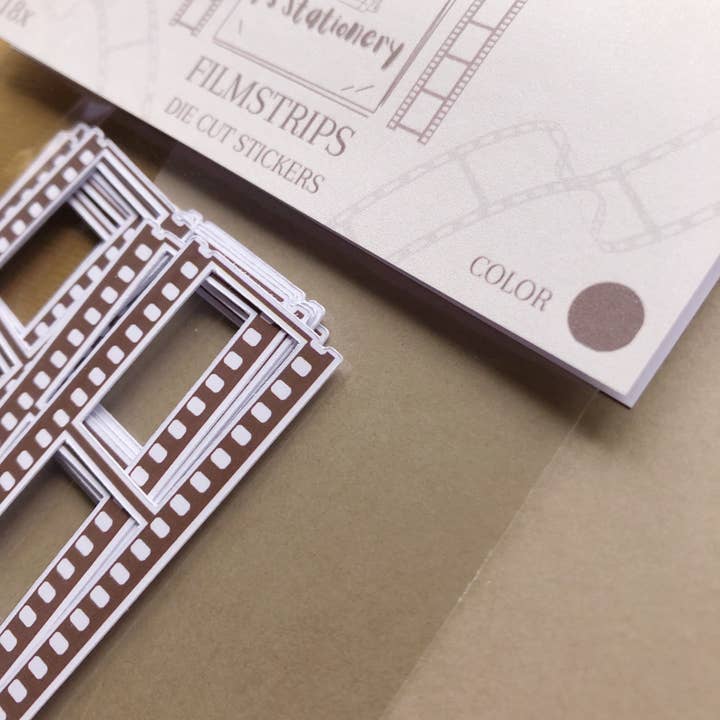 T's Stationery – Engroshandel Klistermærke – 18 stk. chokoladebrune filmstrimmel-klistermærker1