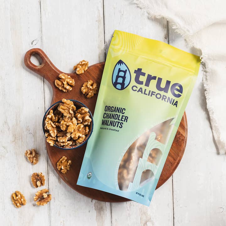 True California Organic Nuts: Pistachios, Almonds, & Walnuts - Venta al por mayor Frutos secos - Nueces Chandler orgánicas