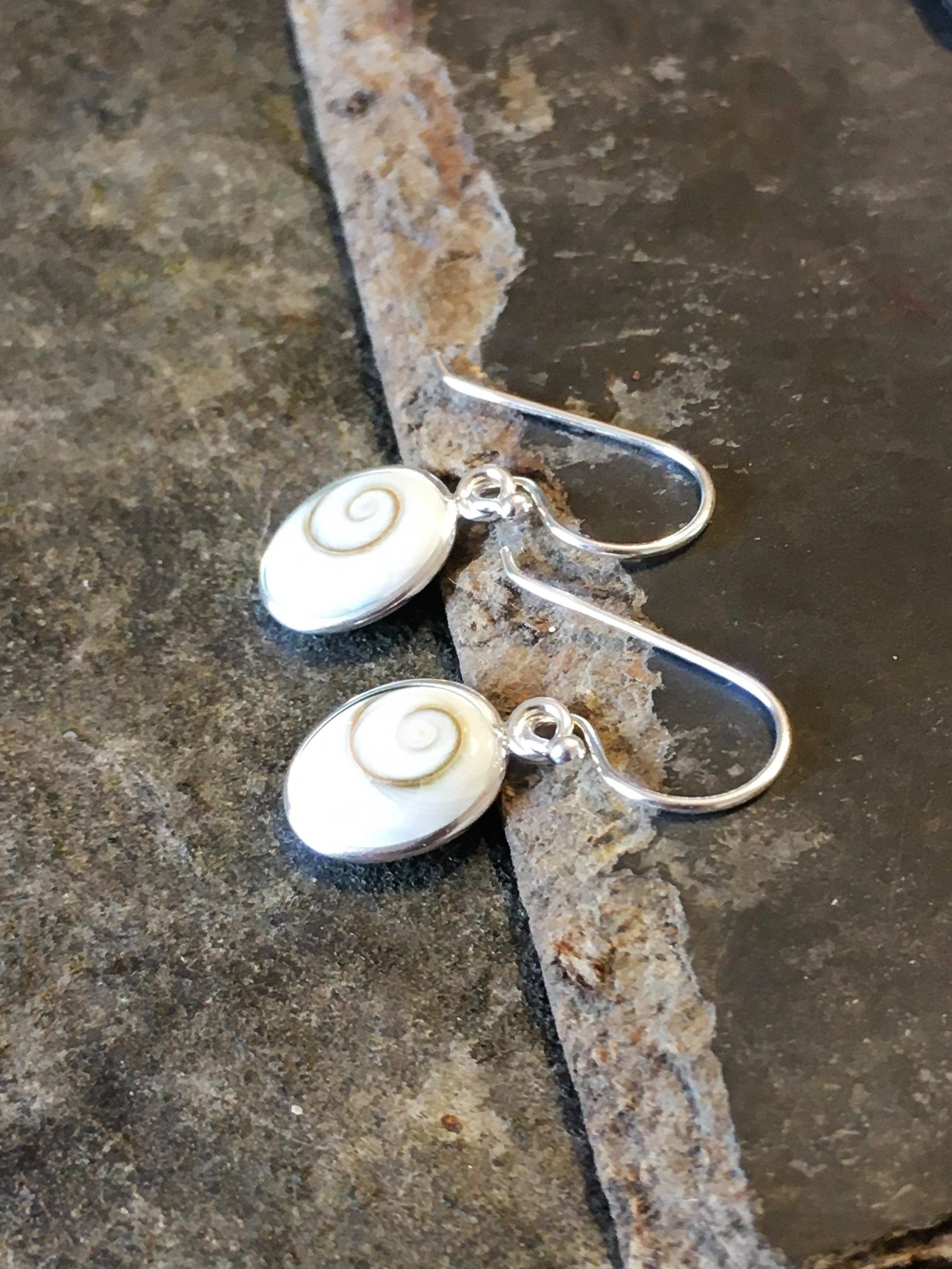 Bluelily925silver - Vendita all'ingrosso Orecchini pendenti - SE406B - SHIVA ER OVALE 8 x 10 mm1