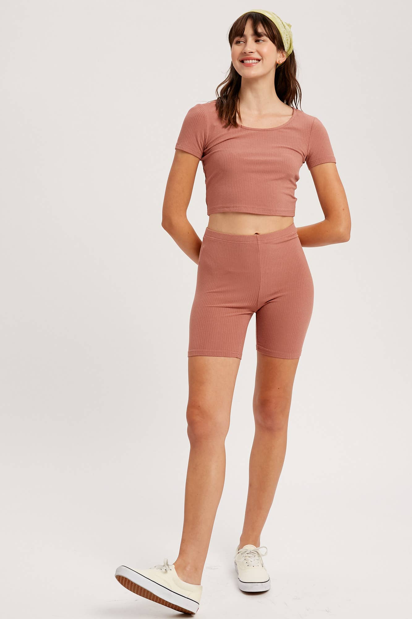 Listicle - Vente Ensemble de vêtements d'intérieur – femme - Ensemble de détente côtelé style motard7