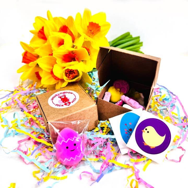 West London Pick & Mix – wholesale Party favour bag/box – Easter Boxes - themed pick & mix + stickers and moshi toy