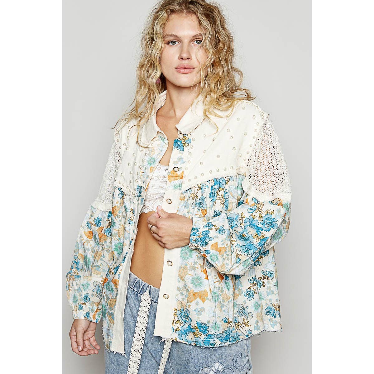 Pol Clothing - Vente Chemise à col boutonné – femme - Chemise contrastante vintage à motif floral délavé6