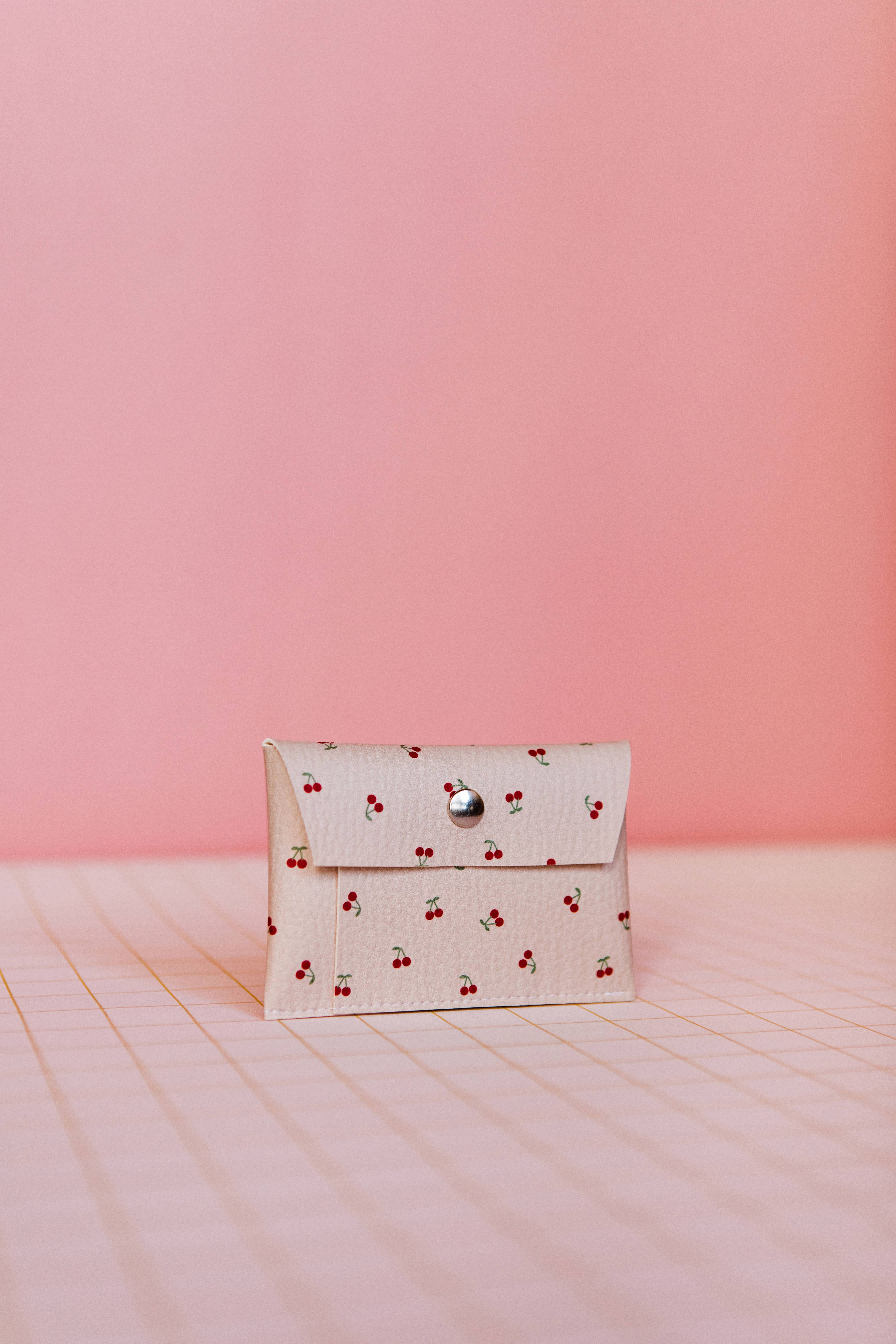 ECKE - Wholesale Pasjeshouder - Dames - Cerezas portemonnees voor naaktkaarten1