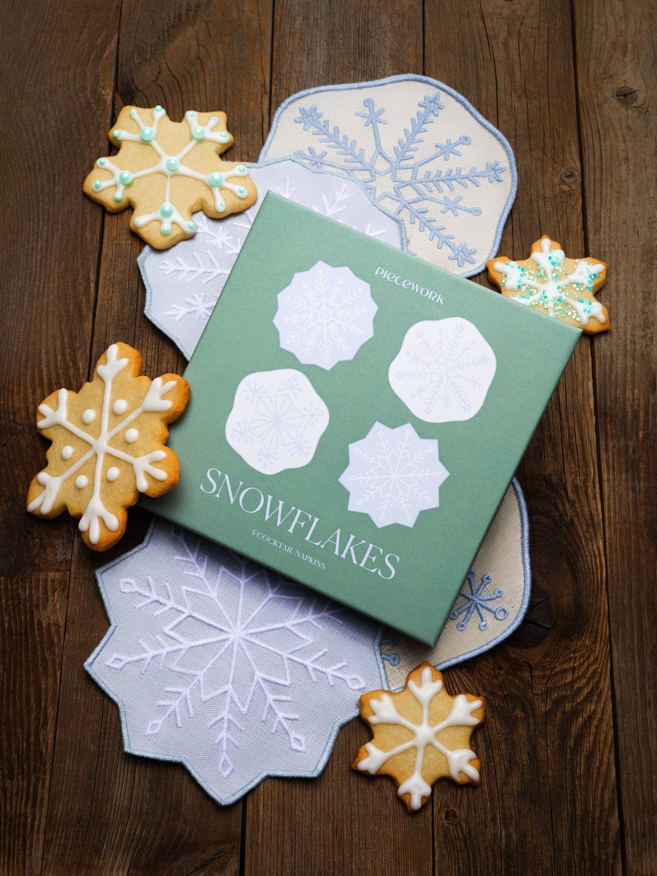 Piecework - Wholesale Disposable Napkin - 🎄NEW🎄Snowflake Cocktail Napkins - Set of 40