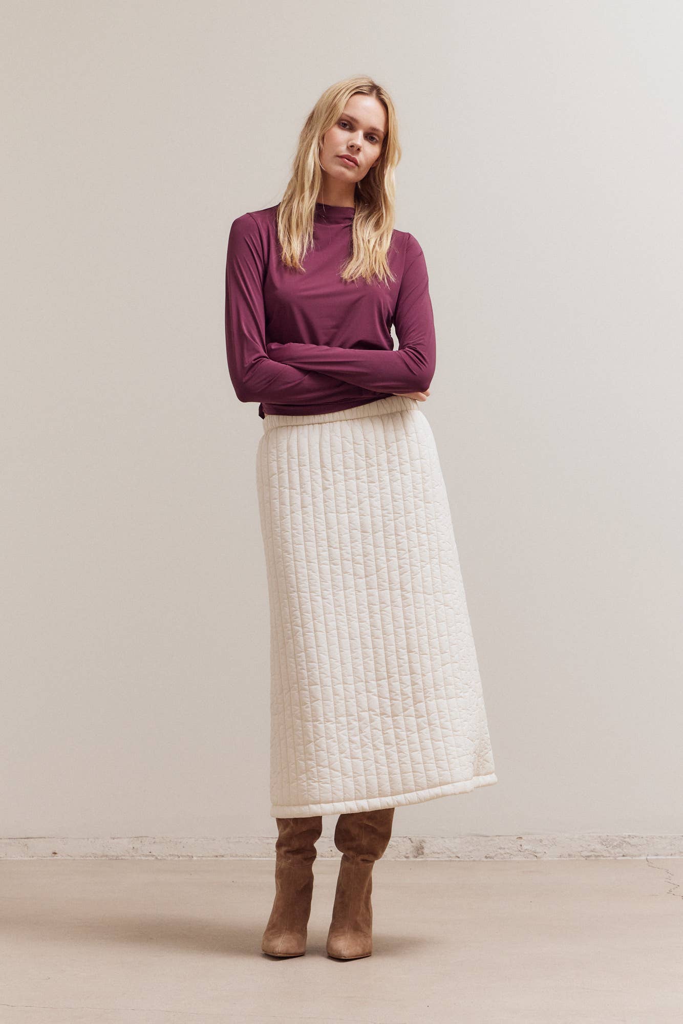 Grade & Gather - Vendita all'ingrosso Gonna - Donna - 50704 - GONNA TRAPUNTATA DI MEDIA LUNGHEZZA8