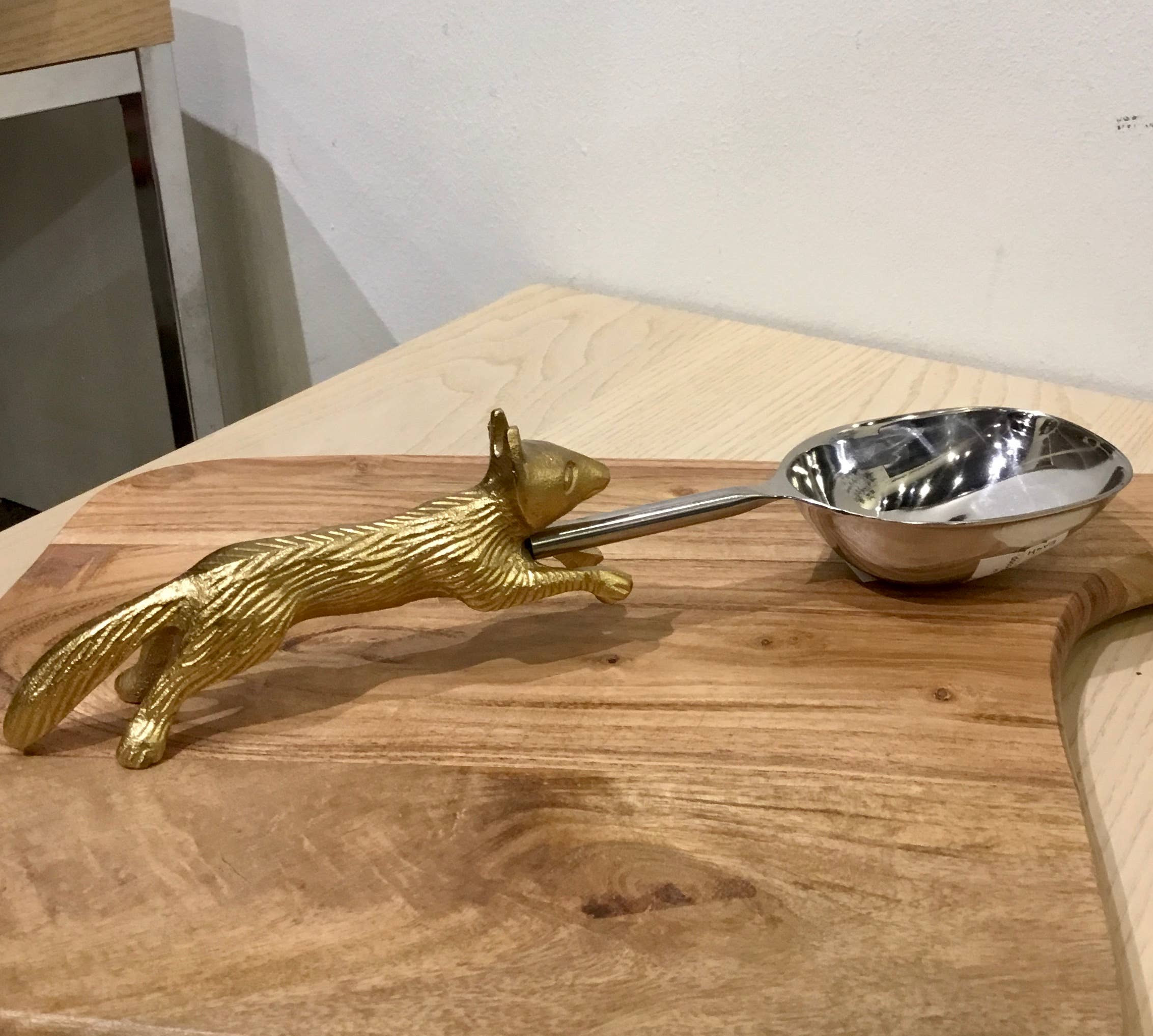 India Handicrafts Inc - Wholesale Ice Cream Scoop - Gold Fox Hand Ice Scoop2