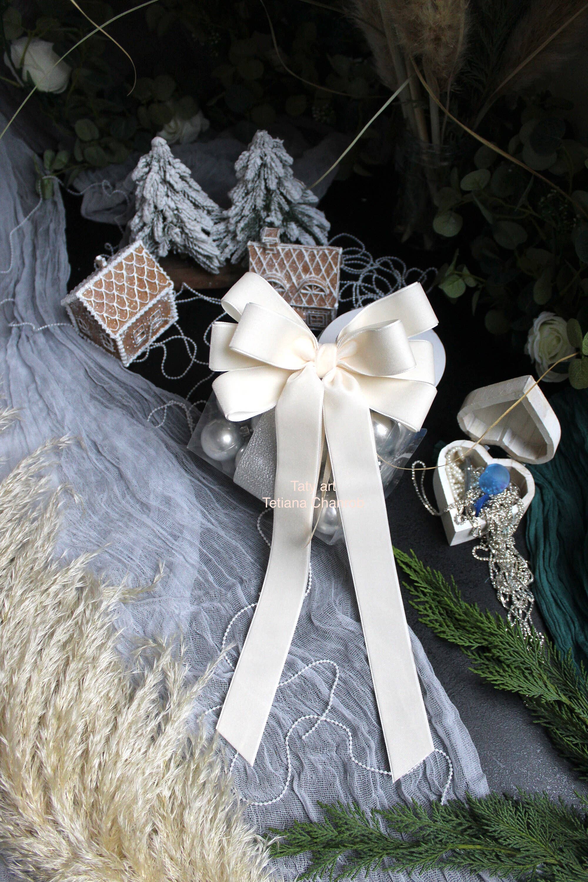 Idea Tatyart - Wholesale Tree Topper - 7" Velvet Christmas Bow Ties for Wreaths and Tree Toppers #24