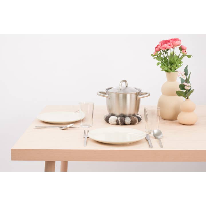 myfelt - Wholesale Trivet - Hardy round trivet 100% wool3