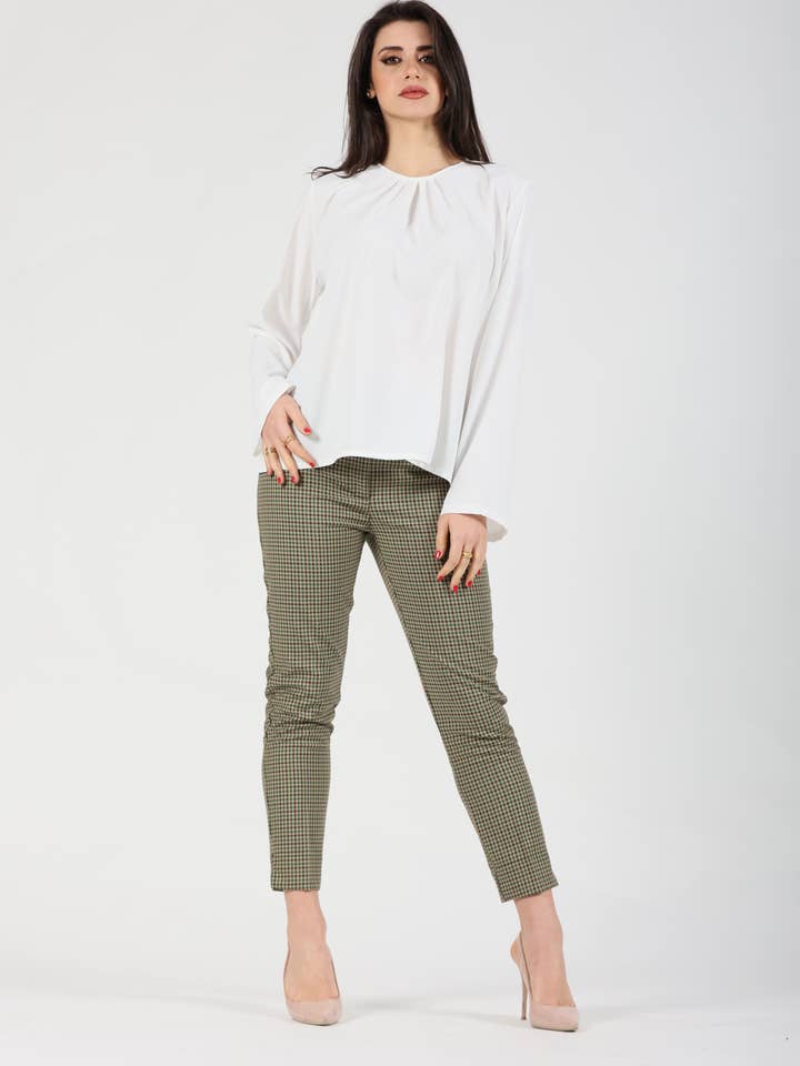 CASACO UNIDO COM PREGAS NA GOLA REDONDA C/ABERTURAS NA BAINHA por atacado de Oltretempo