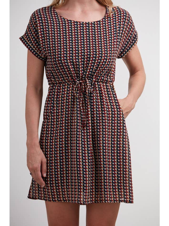 SM WARDROBE – Großhandel Kleid – Damen – Mehrfarbiges Kleid mit Azteken-Print und Bindung vorne