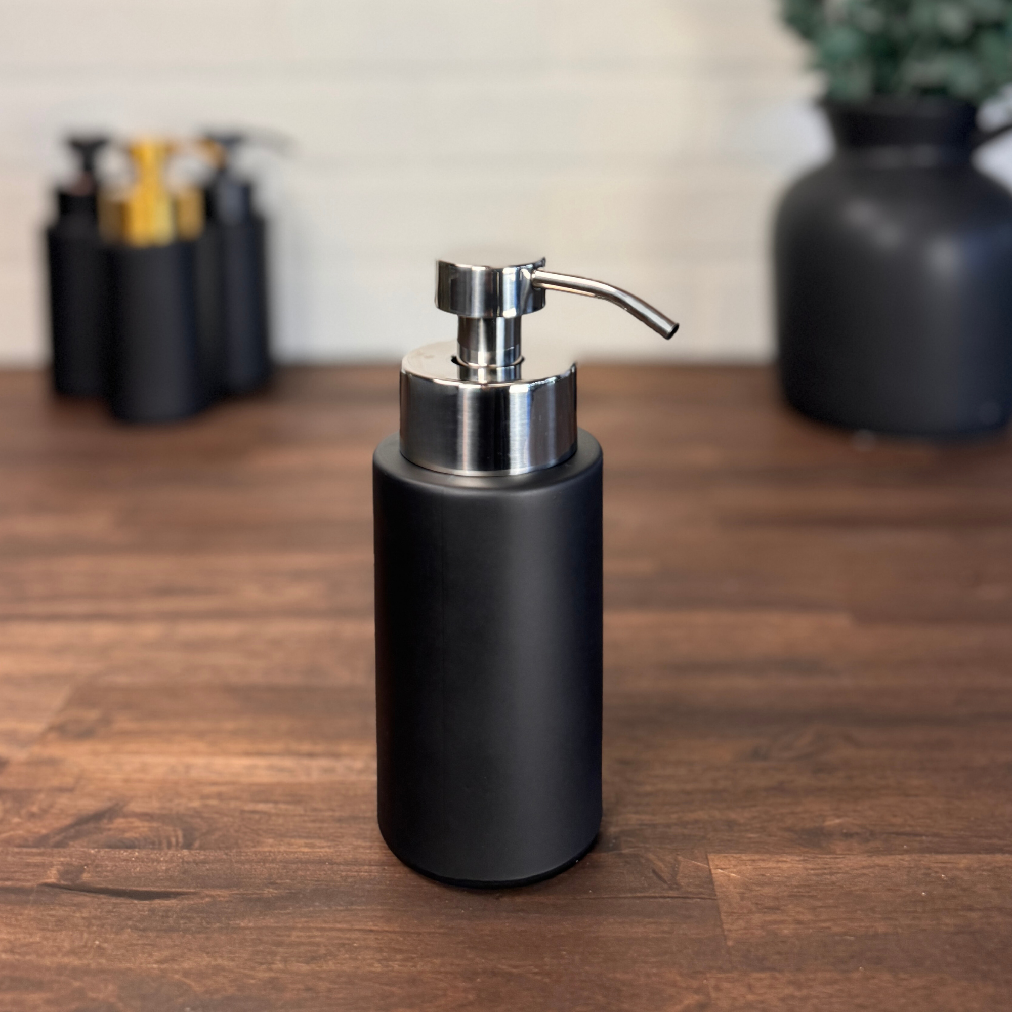 The Bottle Shoppe - Wholesale Soap Dispenser - Farmhouse Foaming Glass Soap Dispenser w/ metal pumps9