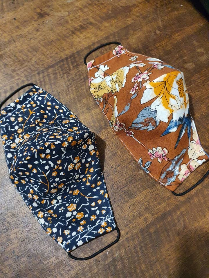 Achetez-en 2 pour 35 $- Impressions personnalisées- Motifs assortis- Fabriqués à la main pour la vente par Hope & Harvest