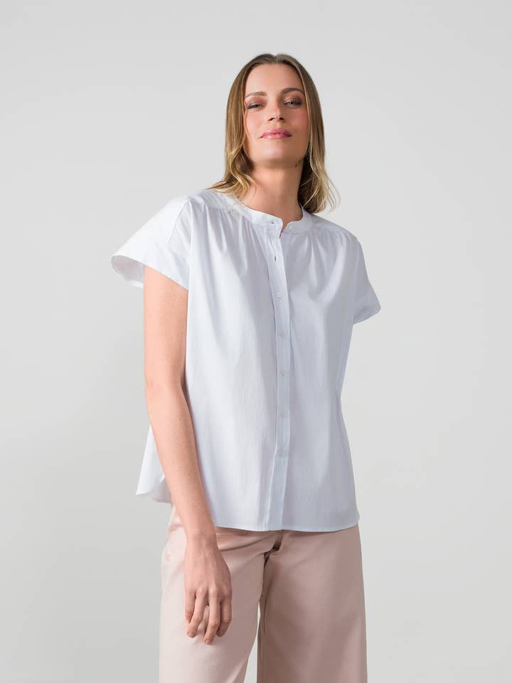 Blusa ampia con scollo rotondo in popeline di cotone per la vendita all'ingrosso da parte di Etiem