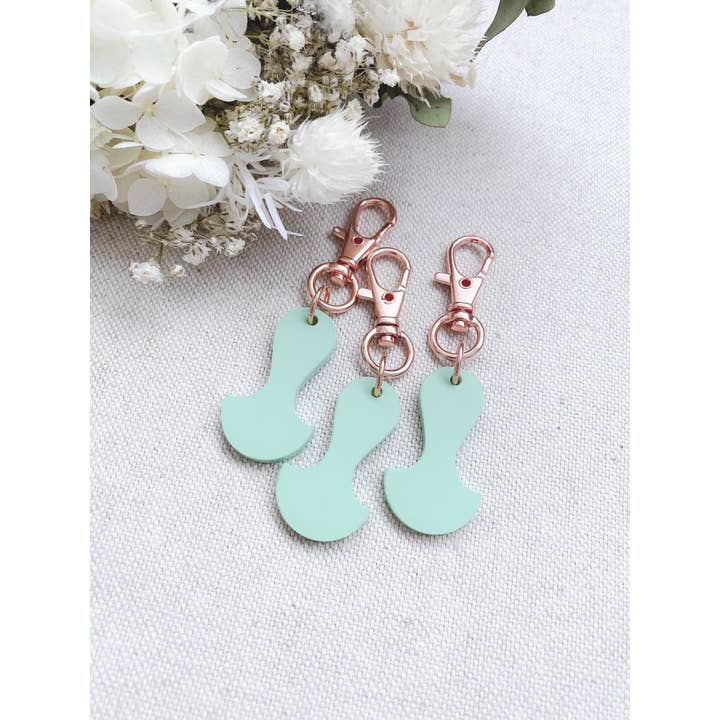 Chuckle & Wood - Wholesale Keychain – Women's - Trolley Tokens - Solid Colour13