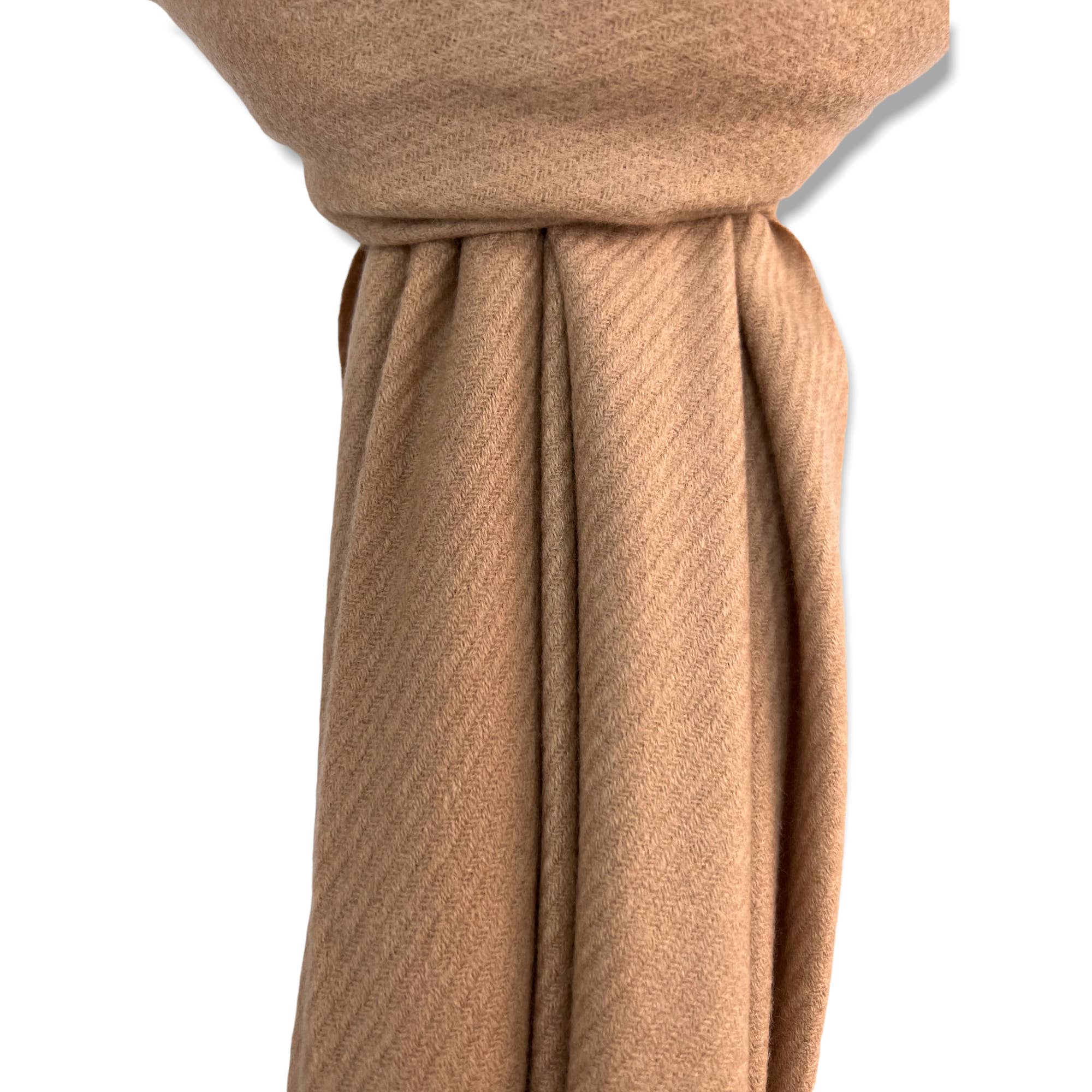 London Scarves – wholesale Scarf – Women's – Plain cashmere mix ribbed winter scarf with tassel15