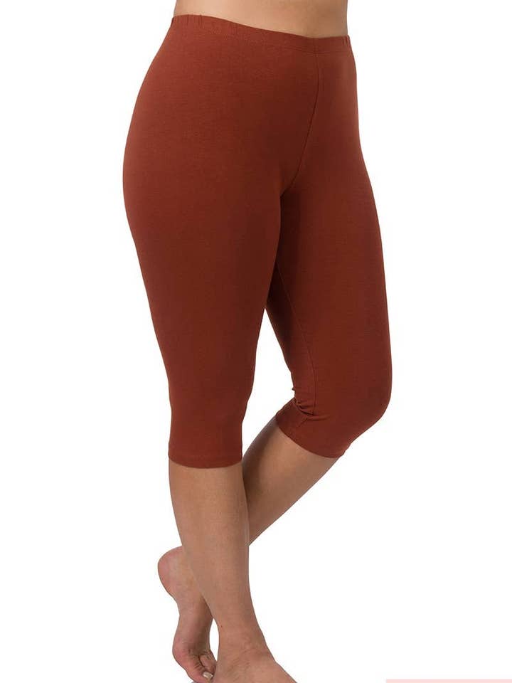Plus Premium Cotton 17 Inch Capri Leggings for wholesale by Vanilla Monkey