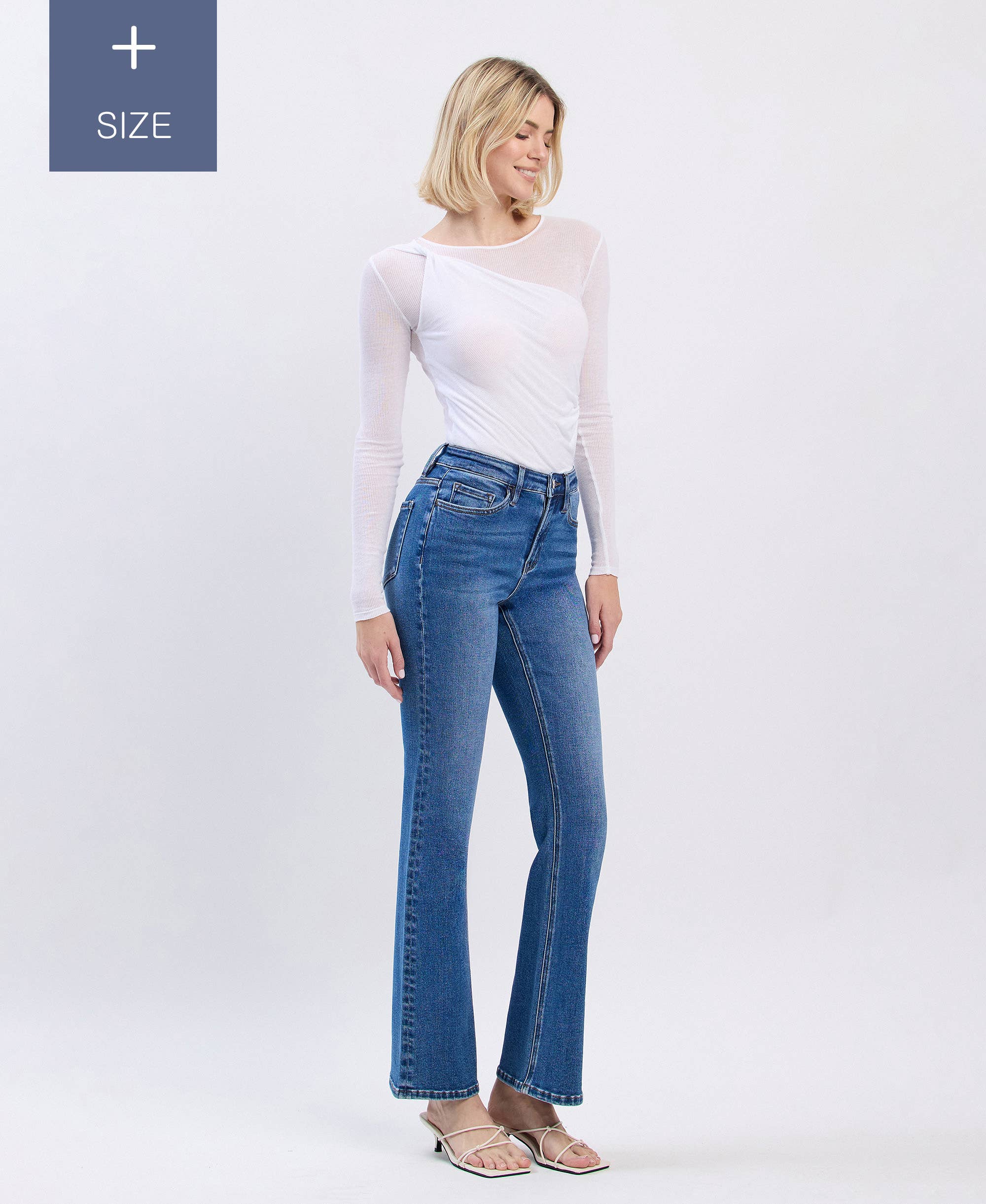 RADIANTE JEANS A ZAMPA A VITA ALTA CON CONTROLLO DELLA PANCIA TAGLIA FORTE LV1545-P in vendita all'ingrosso su Faire4