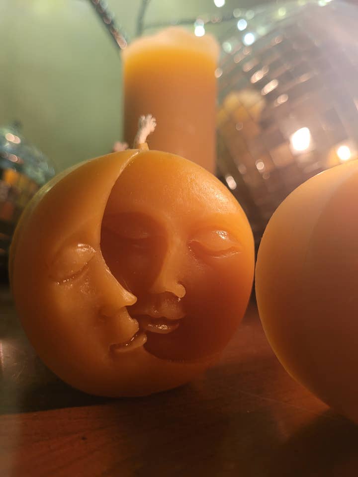 Sun Moon Candle for wholesale by Radiant Angel Candle Co