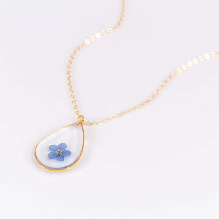 Aimee dainty tear drop necklace with pink forget-me-nots for wholesale by Allie and Posie