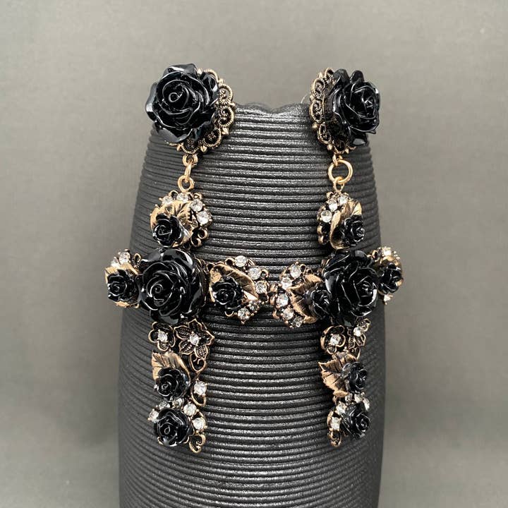 Mio Queena - Wholesale Dangle Earrings - Vintage Rose Flower Cross Post Earrings2