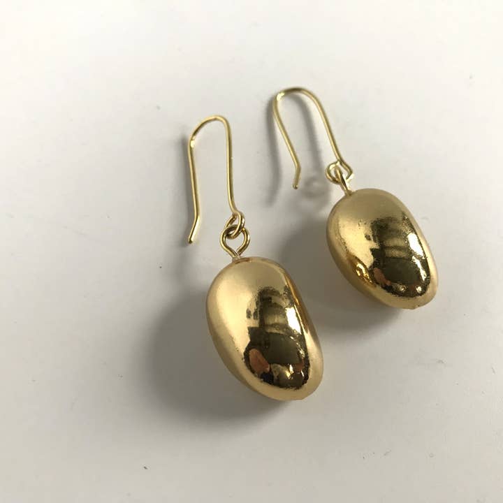 Belart Fair Trade - Venta al por mayor Pendientes colgantes - Aretes de Taguilla hechos a mano de resina ecológica en oro o plata