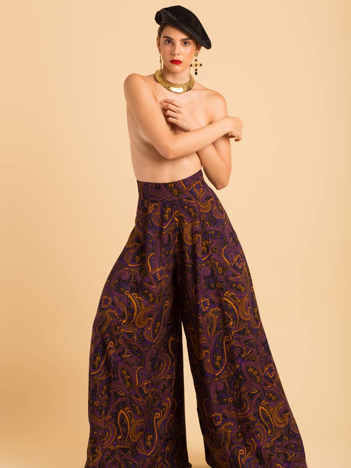 JULIE PALAZZO - Los Pecos Mutantes for wholesale by Los Pecos Mutantes