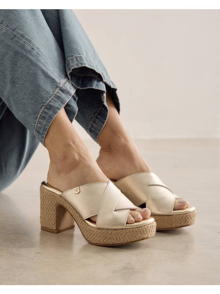 POPA - Wholesale Platform Heels - Women's - Melibea Gold Laminated Sandal