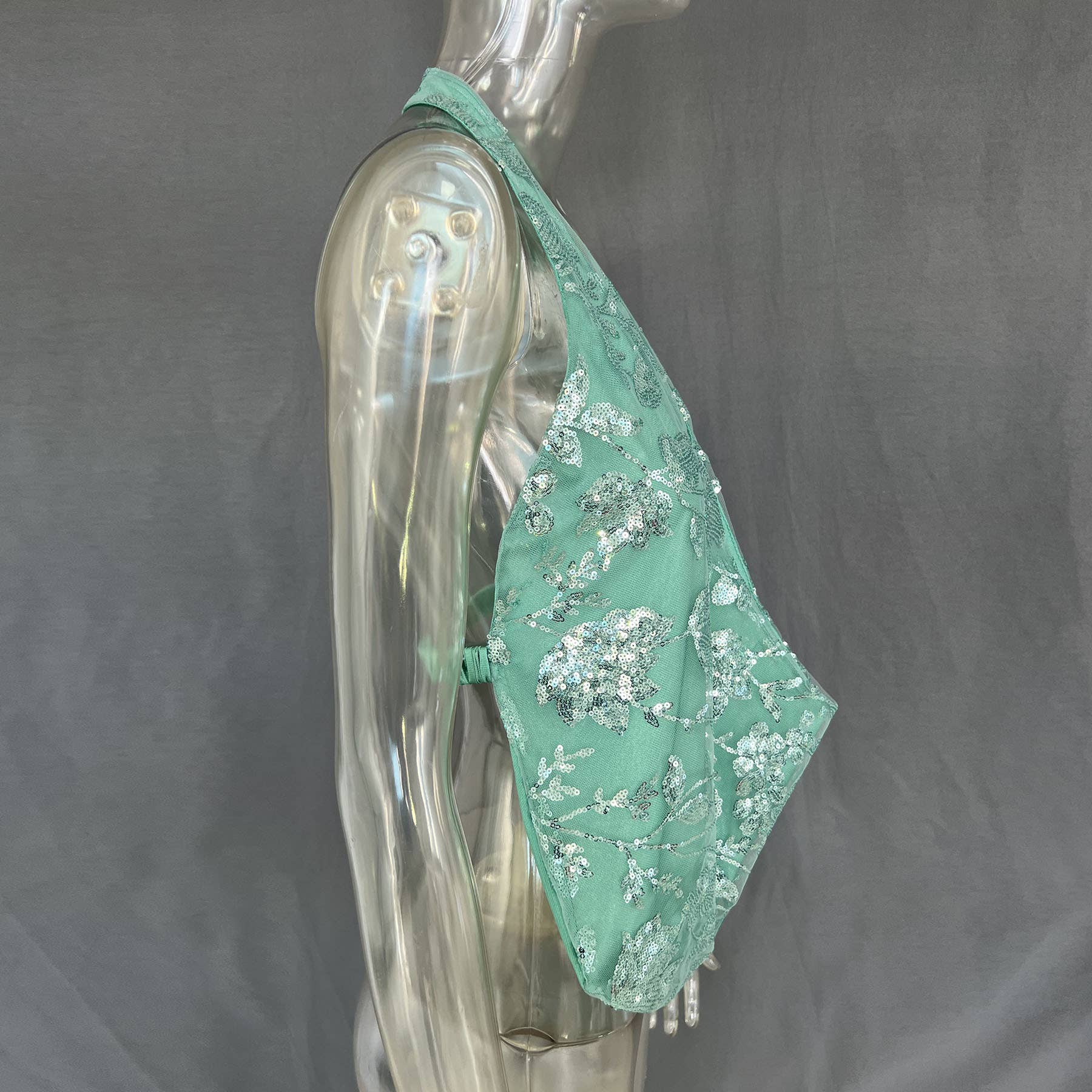 Rosa Clothing - Wholesale Tank Top - Women's - Chic Floral Sequined embroidered halter low-cut tank top3