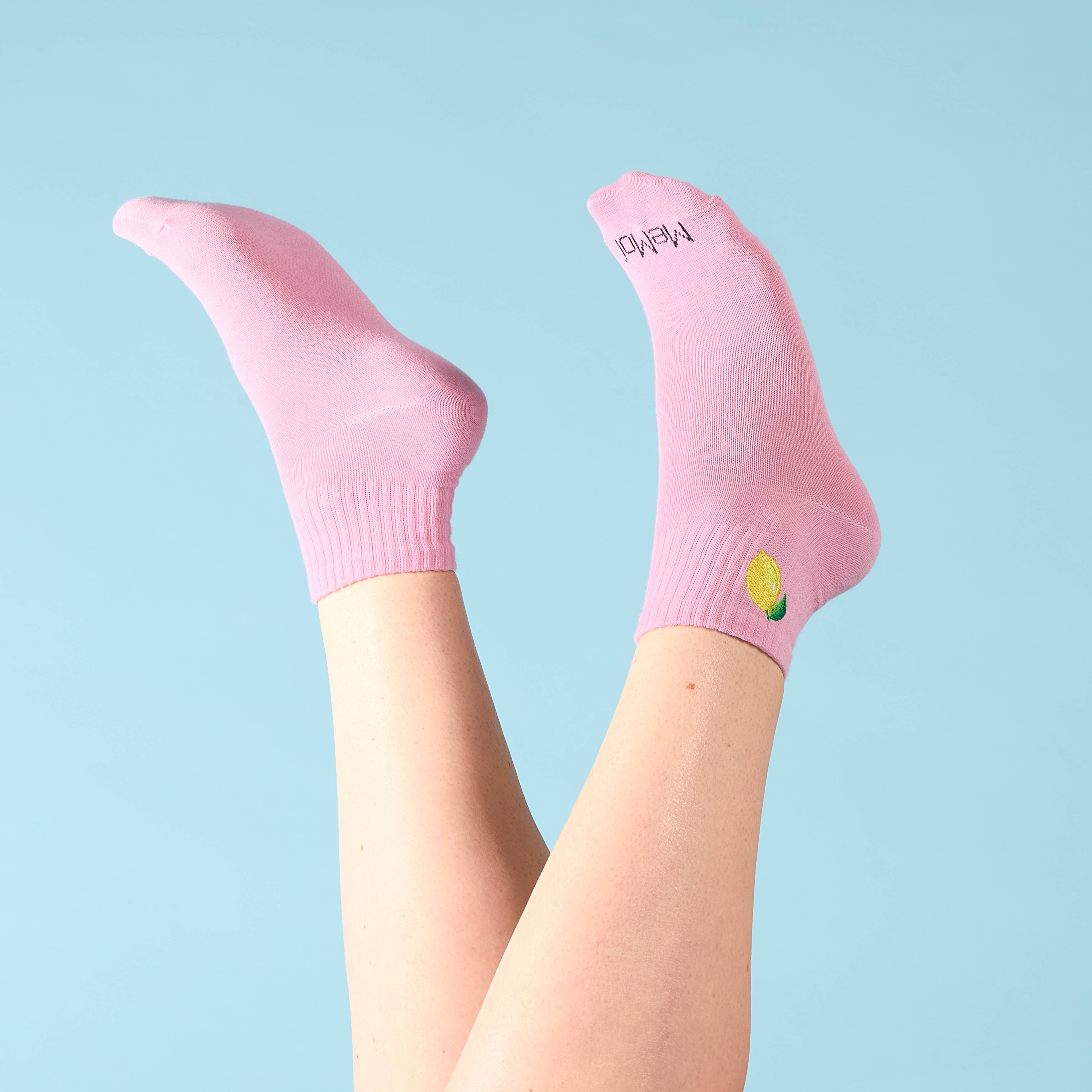 Confettis Rose Chaussettes d'athlétisme brodées au citron en vente sur Faire3