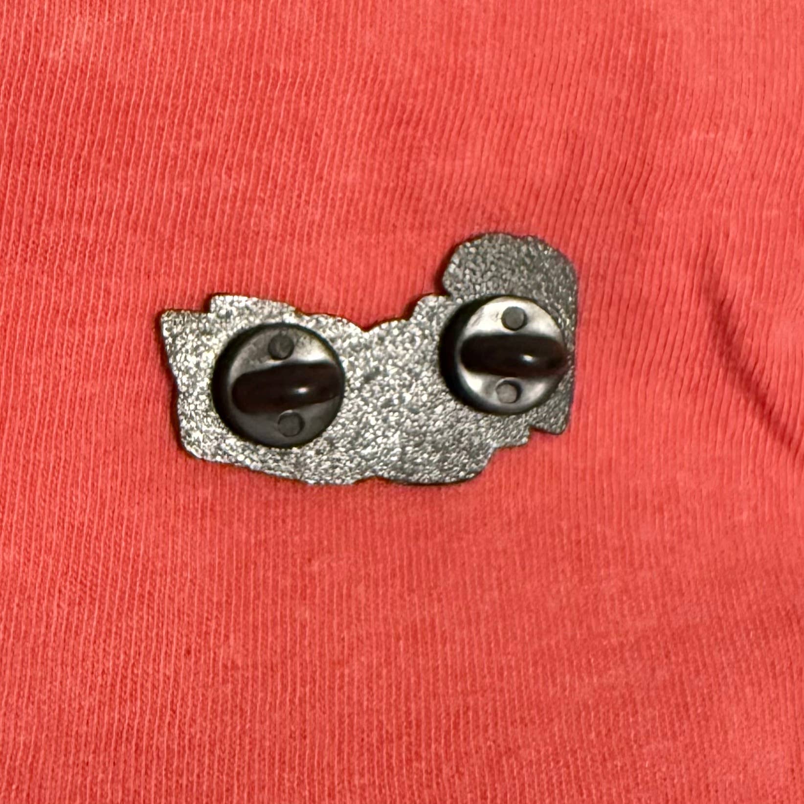 B-Side – wholesale Nål och knapp för kavajslag – Färsk nål1