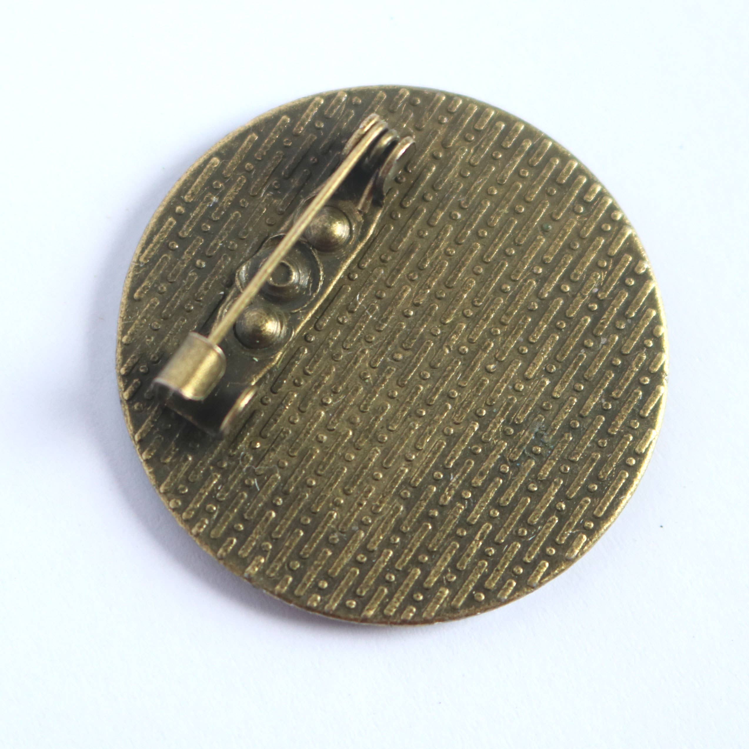 The Divine Iguana – wholesale Brooch – Art Nouveau Daffodil Flower Cottage Core Brooch4