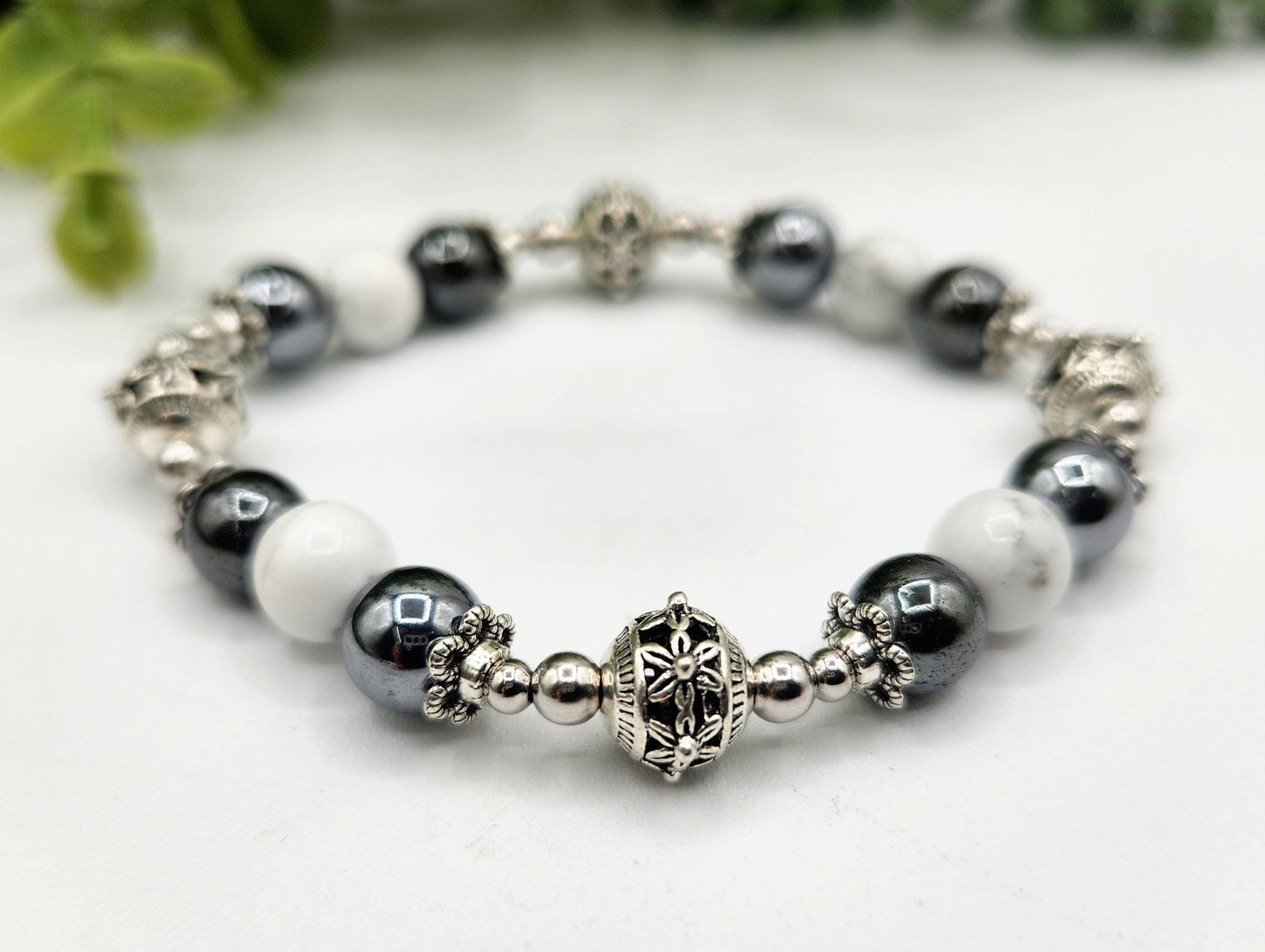 Meraki Gemstones - Wholesale Beaded Bracelet - PAIN RELIEF - White Howlite/Hematite/Terahertz Bracelet 7.5"3