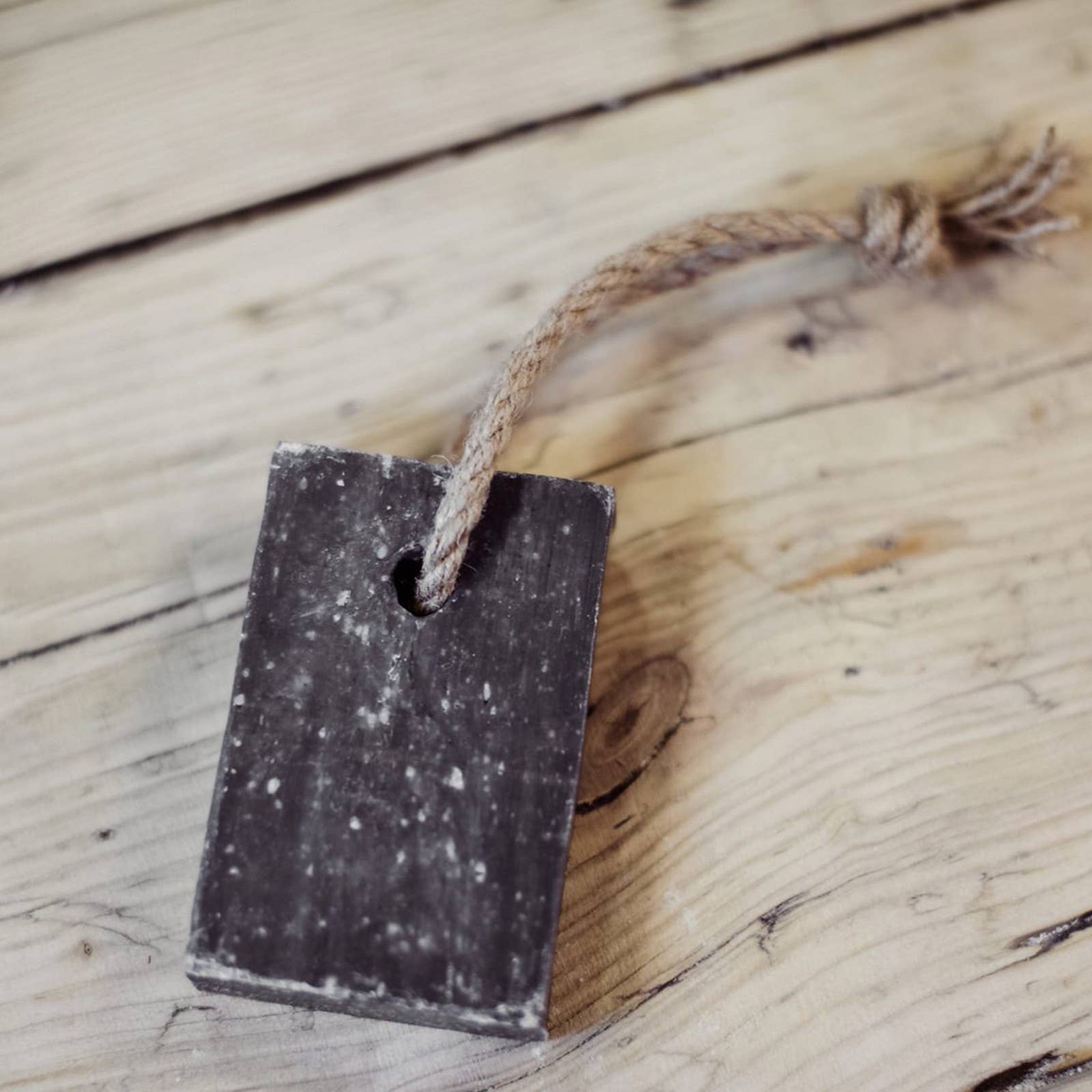 Agnes + Cat - Wholesale Bar Soap - Soap On A Rope 150g - Sea Salt and Moss2