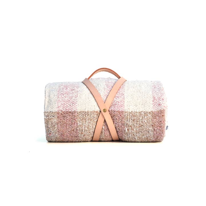 Suave Crema - Blanket Roll for wholesale by Caminito