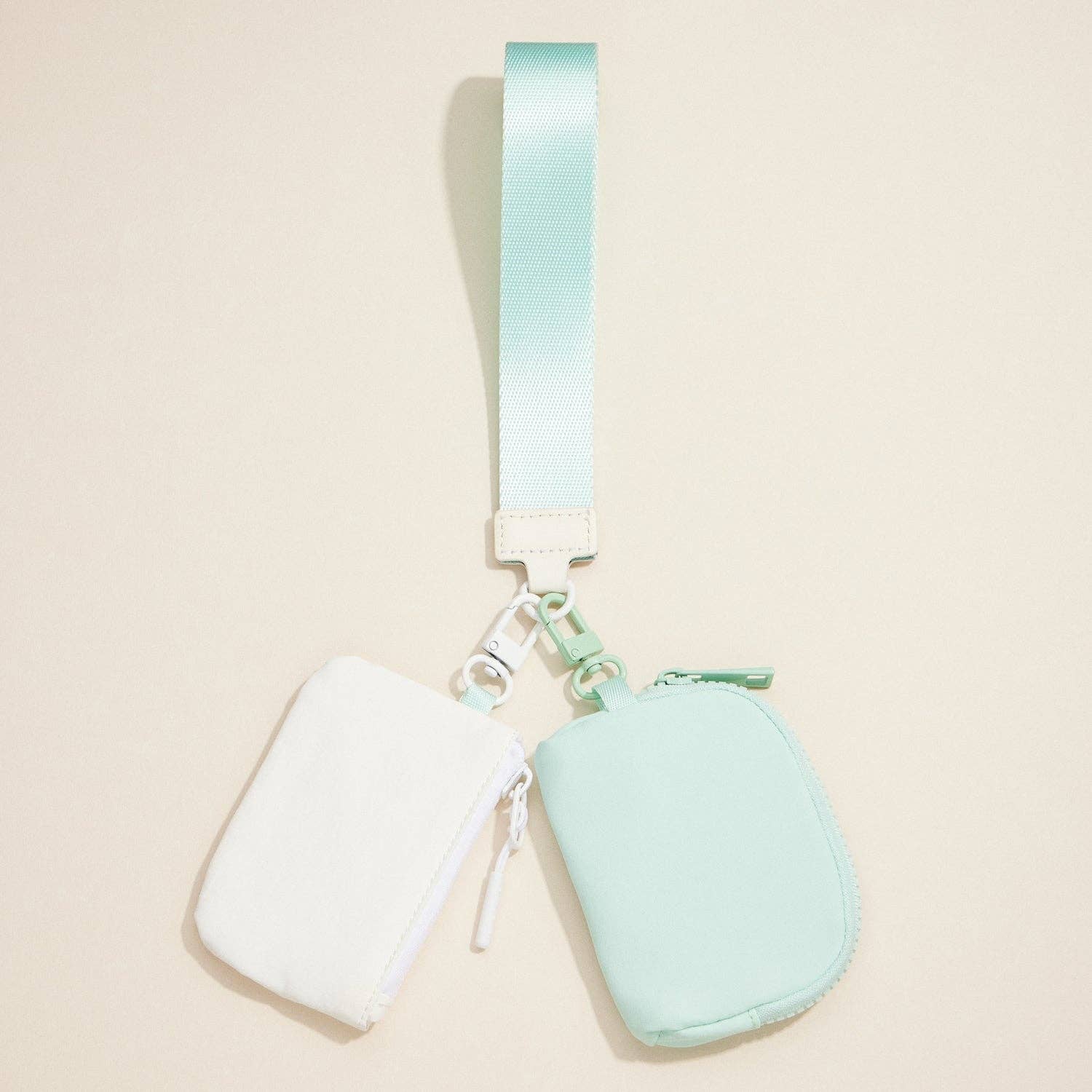 Lilla Haven - Wholesale Wristlet - Dual Color Coin Purse Key Chain Wristlet6