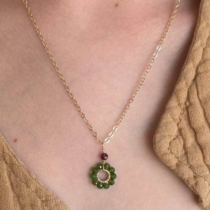Silver Sparrow Jewelry - Wholesale Pendant/Charm Necklace - Gold Necklace- Diopside Sacred Circle Necklace1