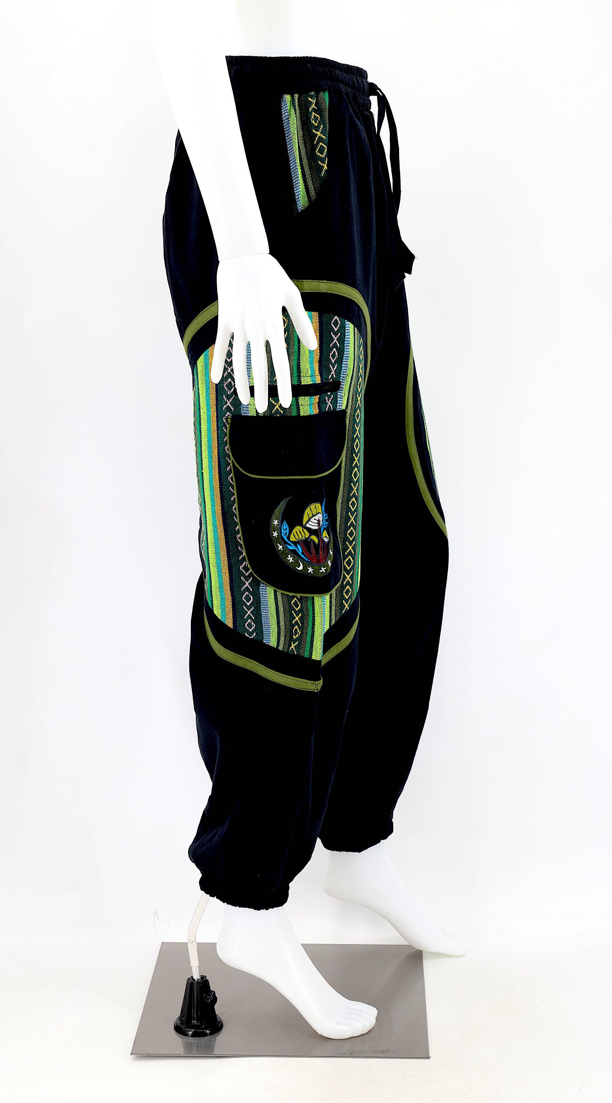 Himalaya Handmade - Venta al por mayor Pantalones - Mujer - Pantalones bohemios hechos a mano de algodón con bordado de luna y hongos estilo harem37